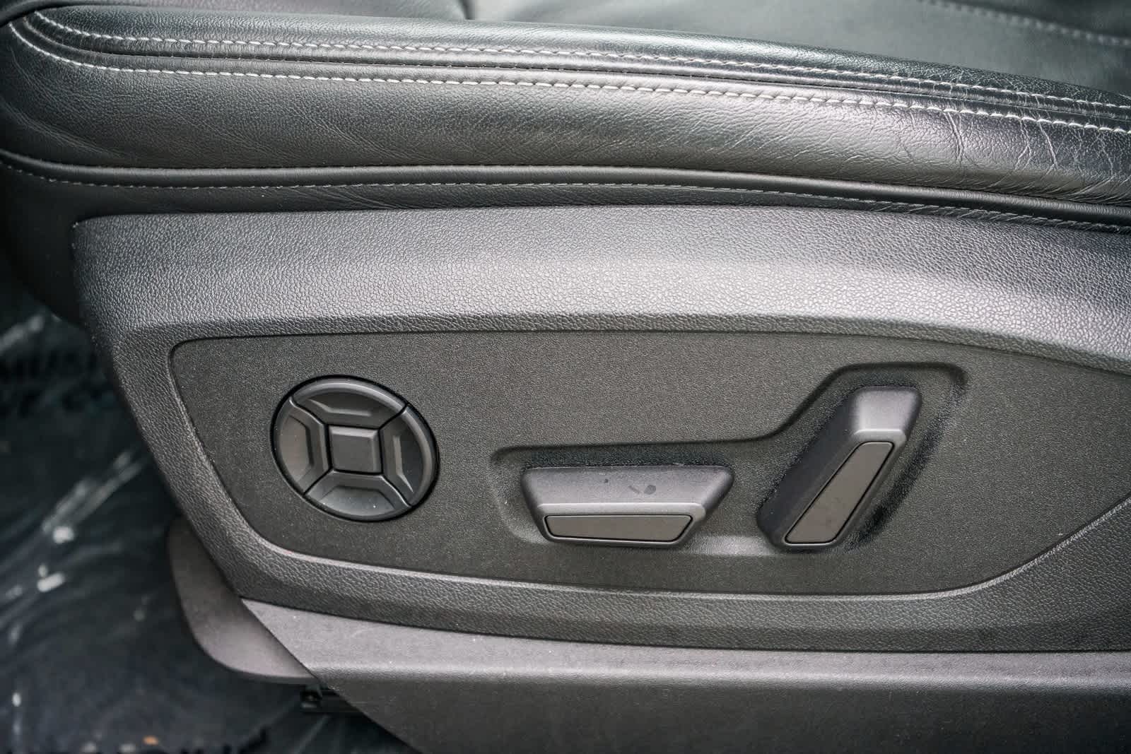 Thumbnail: 2023 Audi e-tron - 20