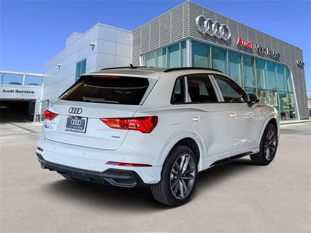 Thumbnail: 2025 Audi Q3 - 4