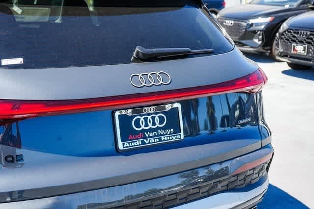 Thumbnail: 2025 Audi Q5 - 12