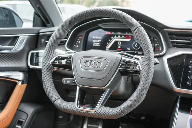 Thumbnail: 2025 Audi RS 7 - 21
