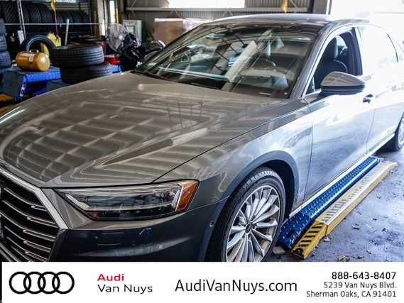 Thumbnail: 2021 Audi A8 - 1