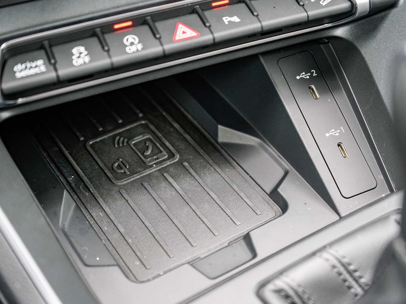 Thumbnail: 2025 Audi Q3 - 22