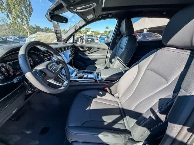 Thumbnail: 2025 Audi Q7 - 19