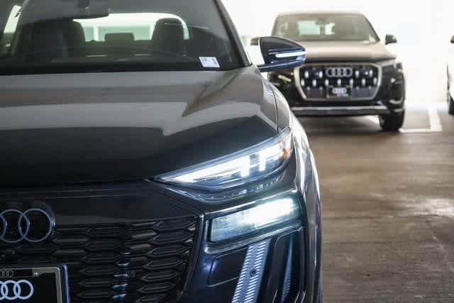 Thumbnail: 2025 Audi SQ6 e-tron - 7