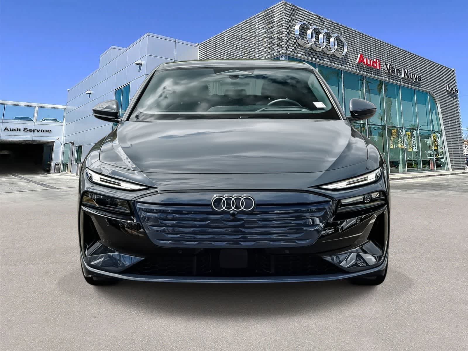 Thumbnail: 2025 Audi e-tron - 6