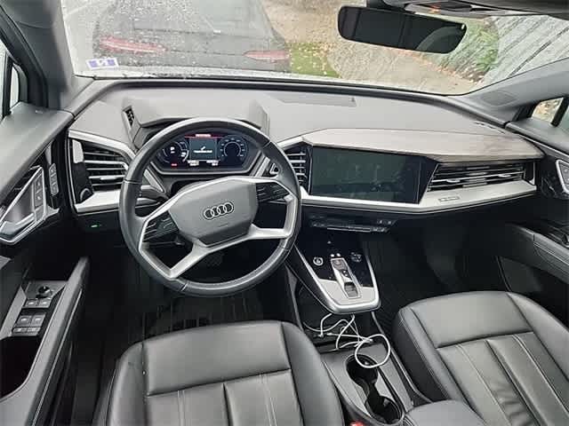 Thumbnail: 2023 Audi Q4 e-tron - 7