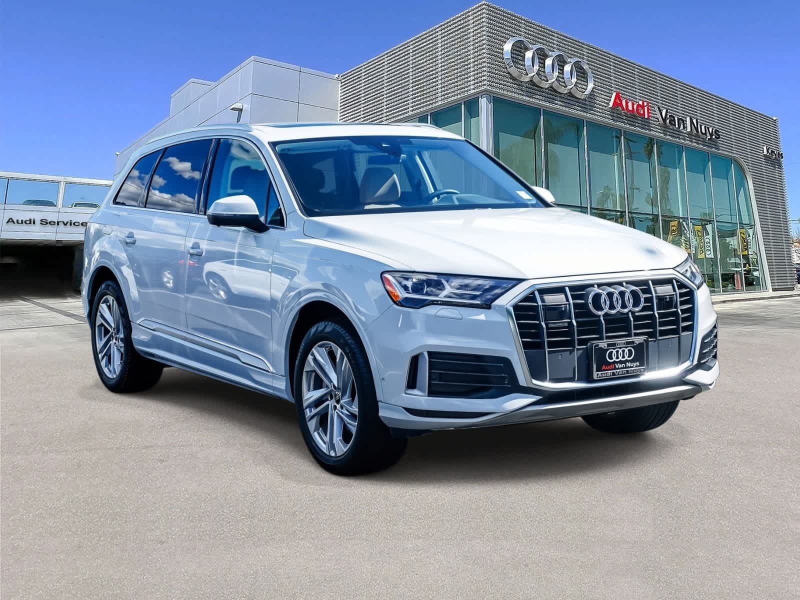Thumbnail: 2023 Audi Q7 - 5