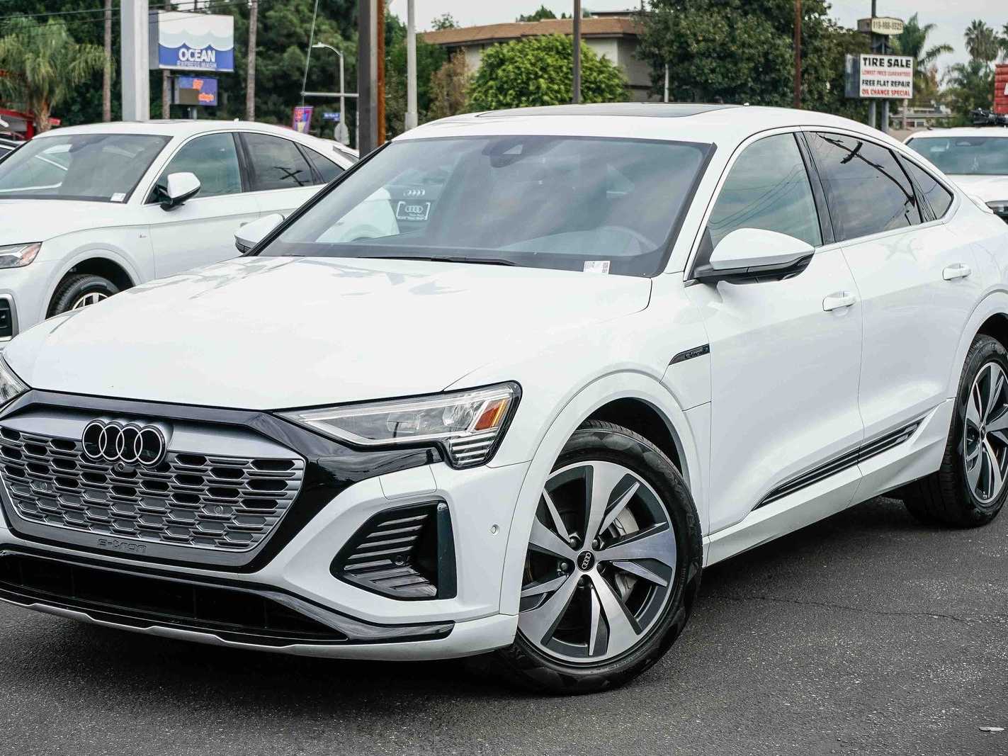 2024 Audi Q8 e-tron Premium Plus -
                  Sherman Oaks, CA