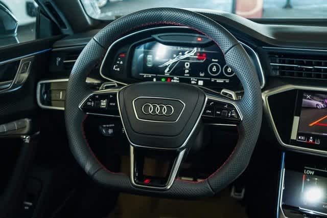Thumbnail: 2025 Audi RS 7 - 15