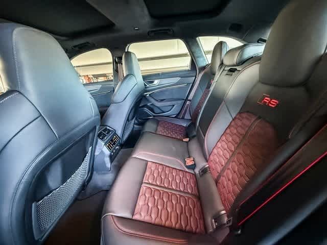 Thumbnail: 2026 Audi RS 6 - 18