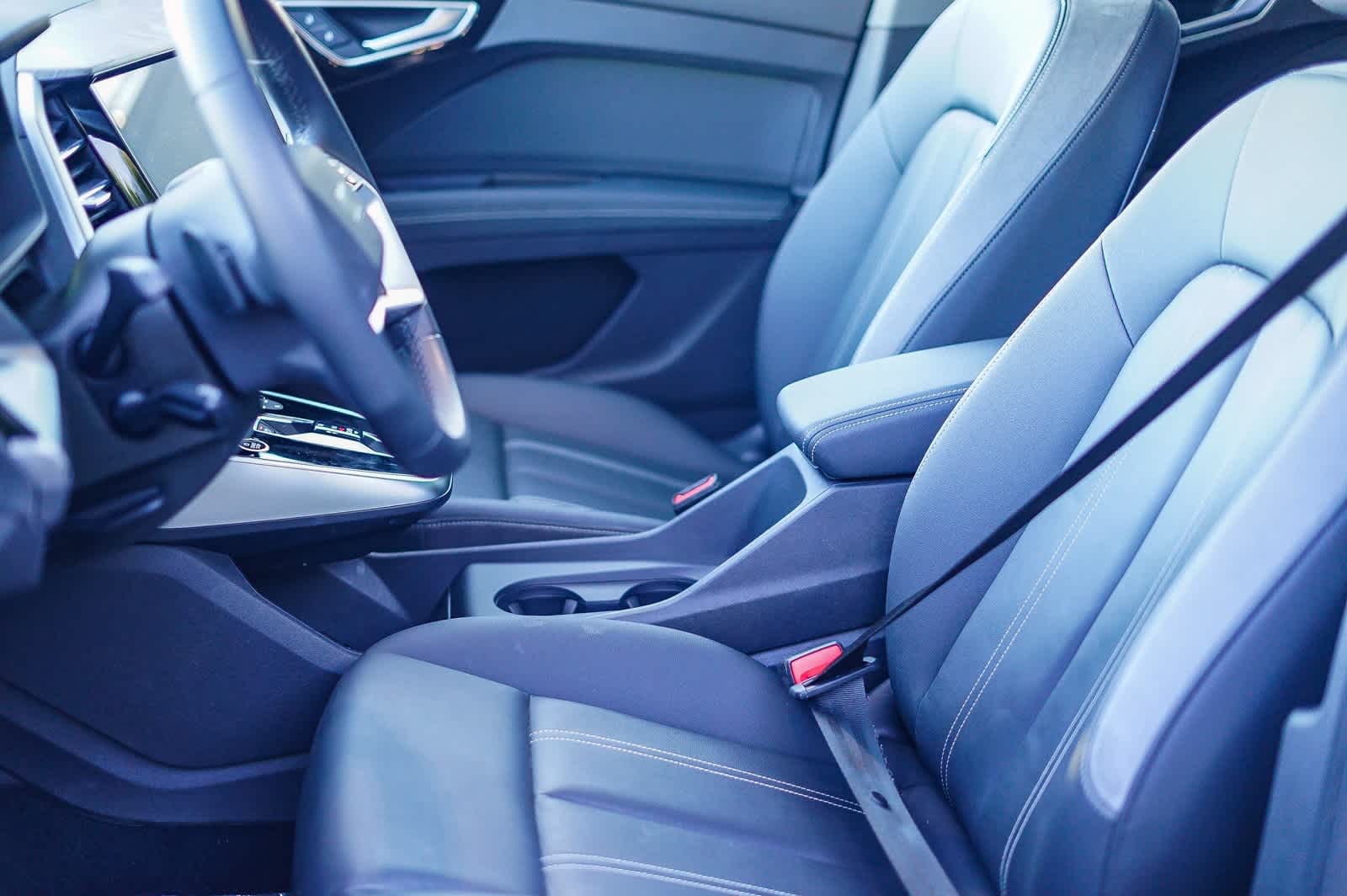 Thumbnail: 2024 Audi Q4 e-tron - 19