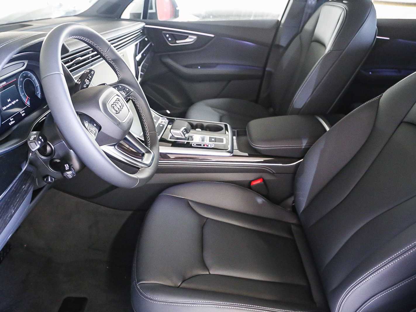 Thumbnail: 2026 Audi Q7 - 17