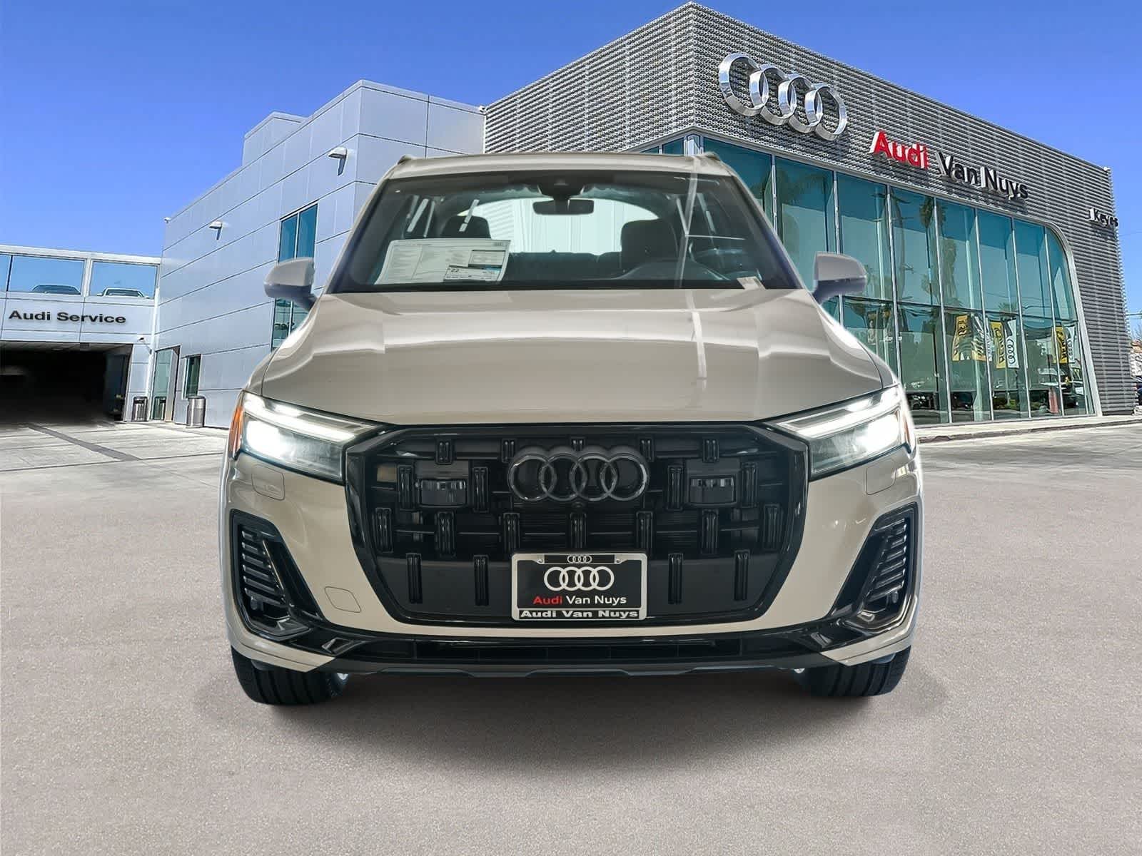 Thumbnail: 2026 Audi Q7 - 2