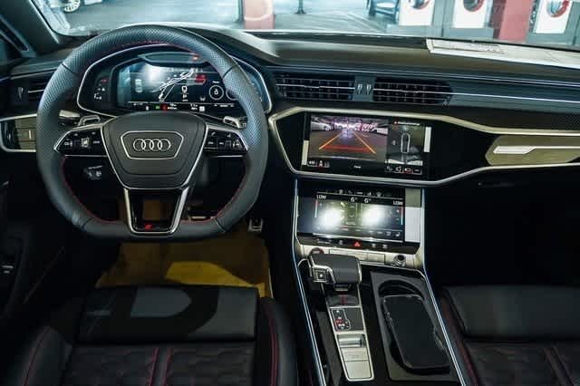 Thumbnail: 2025 Audi RS 7 - 12