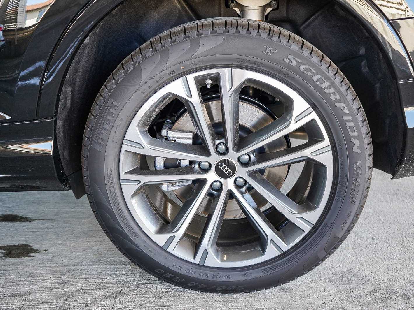 Thumbnail: 2026 Audi Q7 - 8