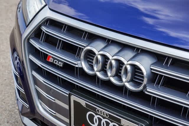 Thumbnail: 2020 Audi SQ5 - 9