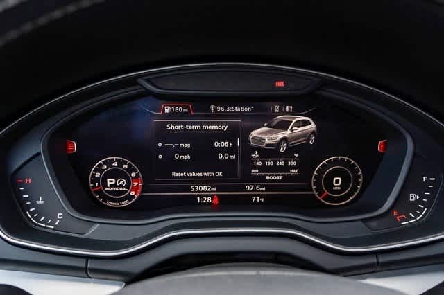 Thumbnail: 2020 Audi SQ5 - 26