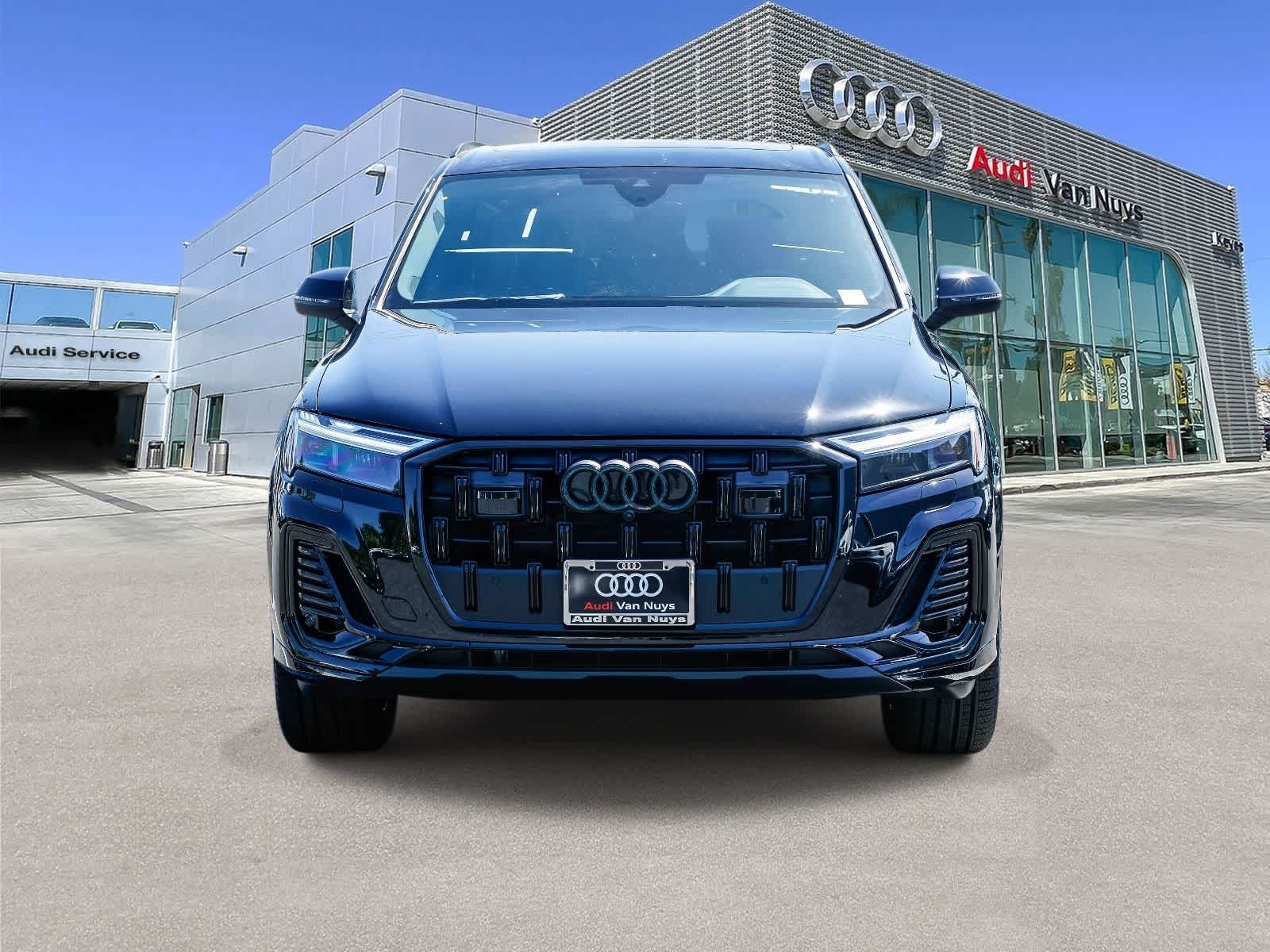Thumbnail: 2026 Audi Q7 - 6