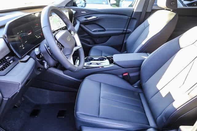 Thumbnail: 2025 Audi Q6 e-tron - 17