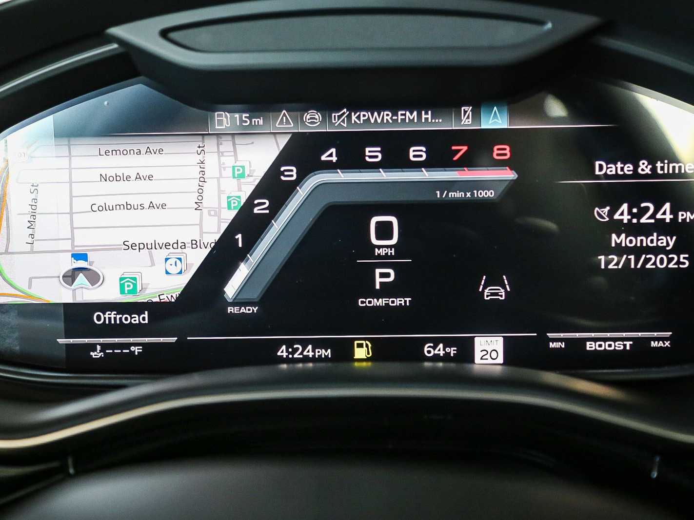 Thumbnail: 2026 Audi SQ8 - 19