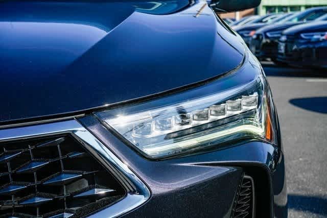 Thumbnail: 2023 Acura RDX - 7