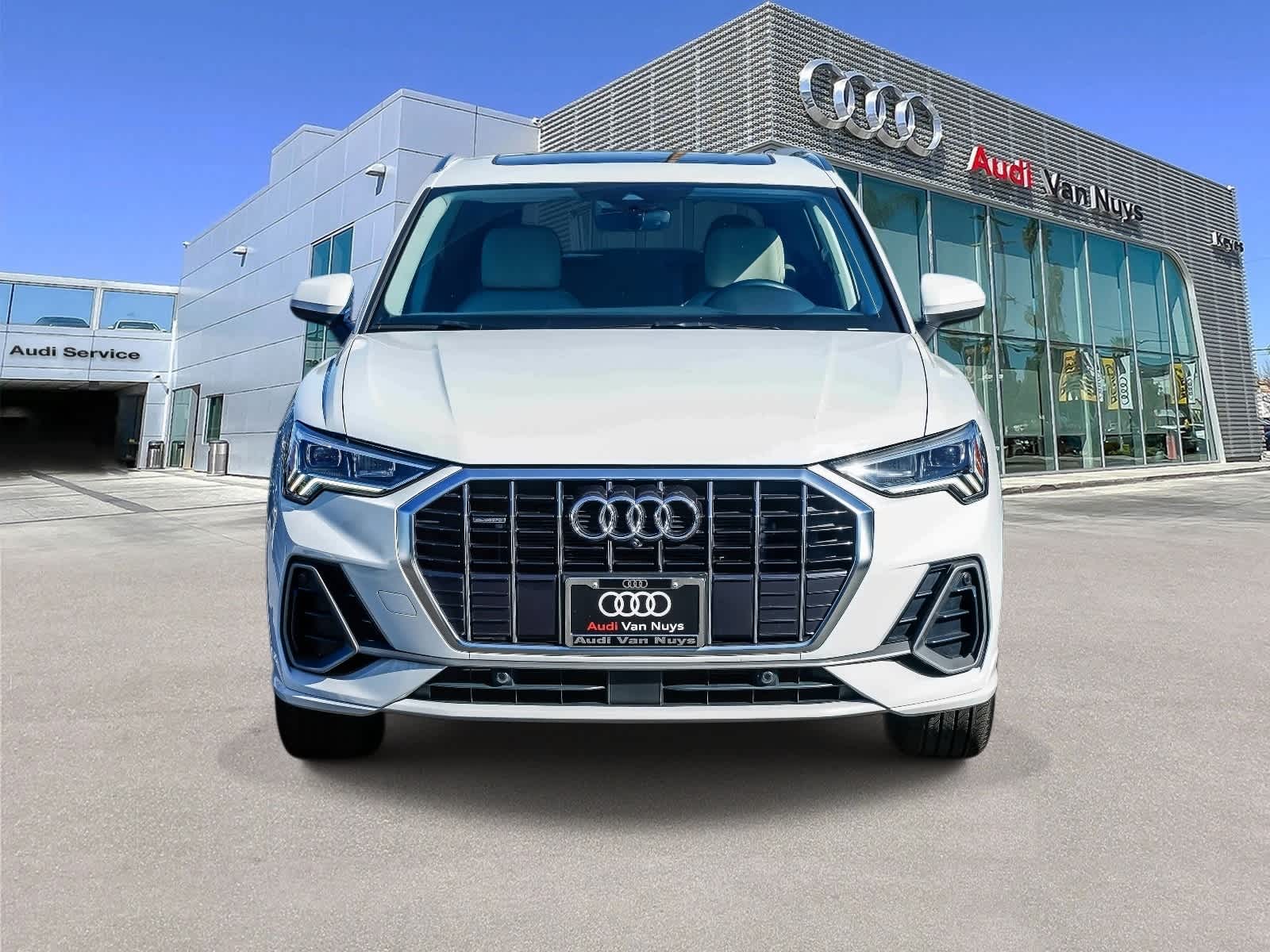 Thumbnail: 2022 Audi Q3 - 6