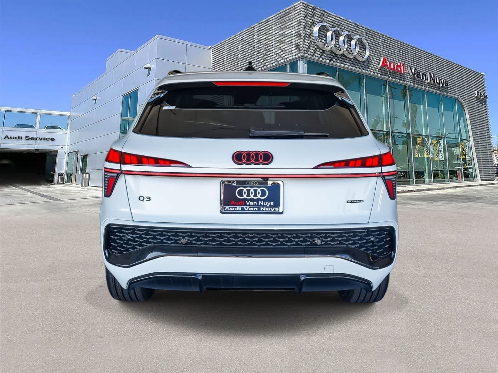 Thumbnail: 2026 Audi Q3 - 5