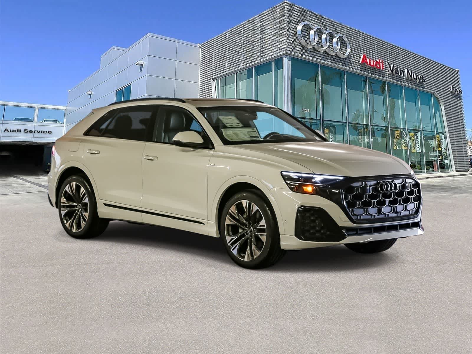 Thumbnail: 2026 Audi Q8 - 3