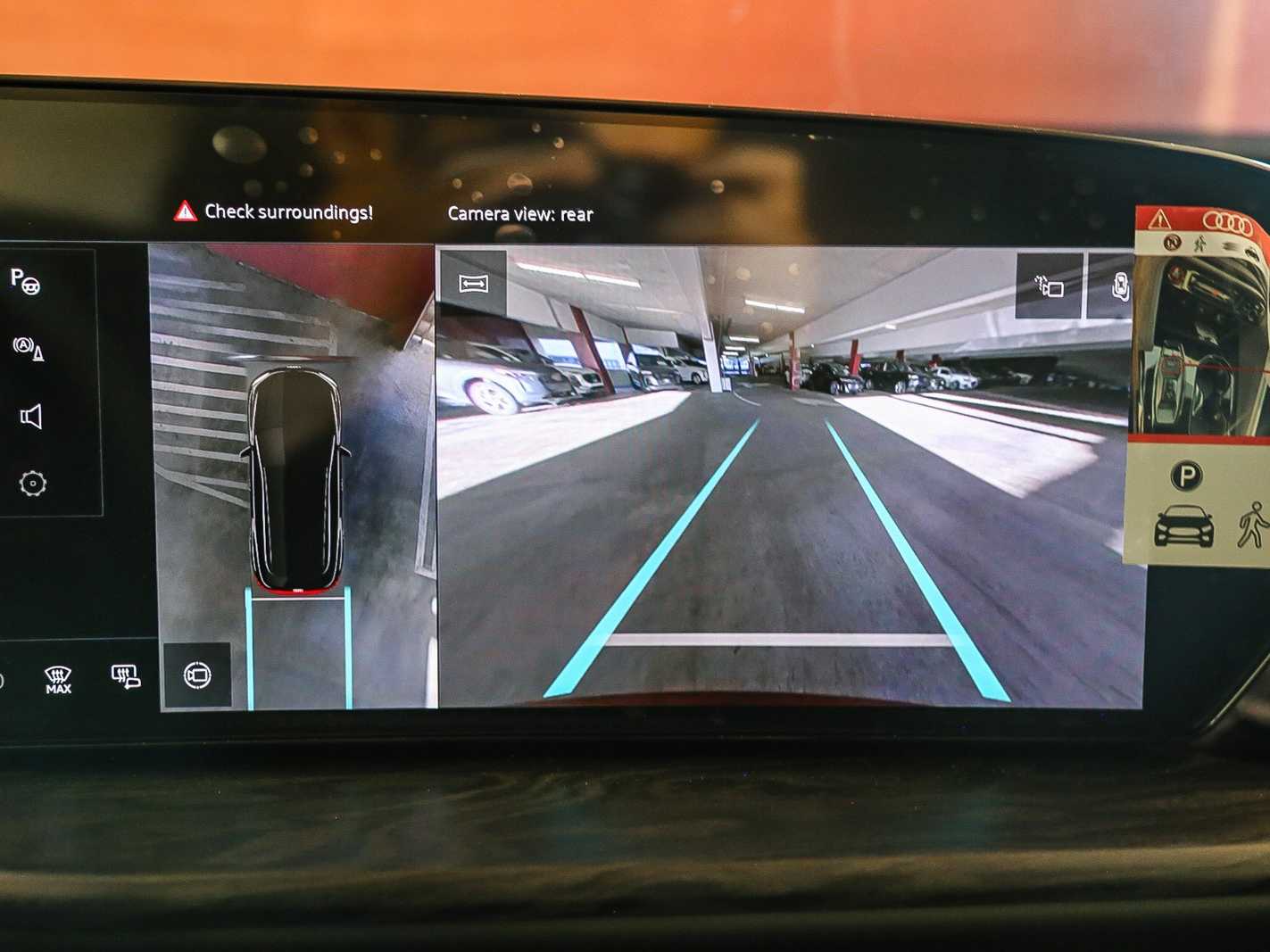 Thumbnail: 2025 Audi Q5 - 23