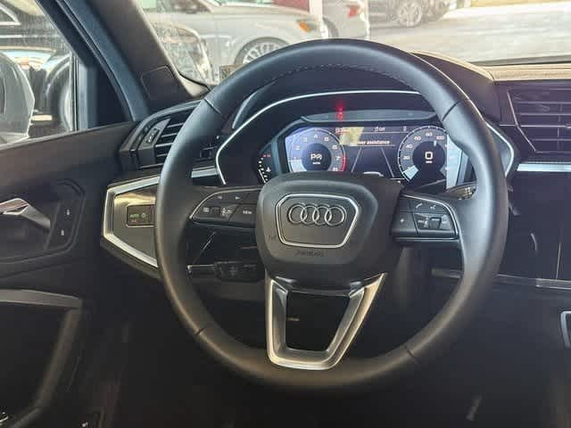 Thumbnail: 2025 Audi Q3 - 15