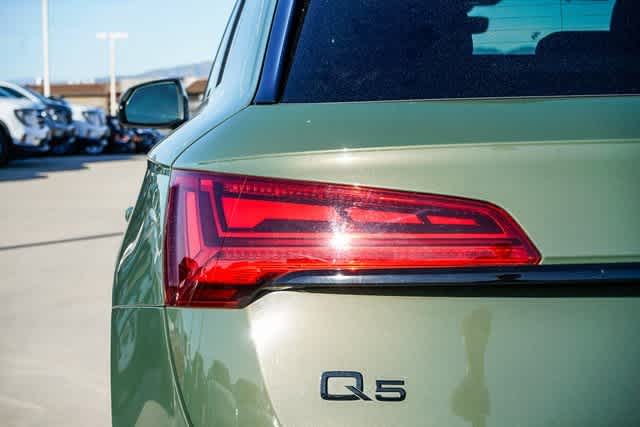 Thumbnail: 2022 Audi Q5 - 9