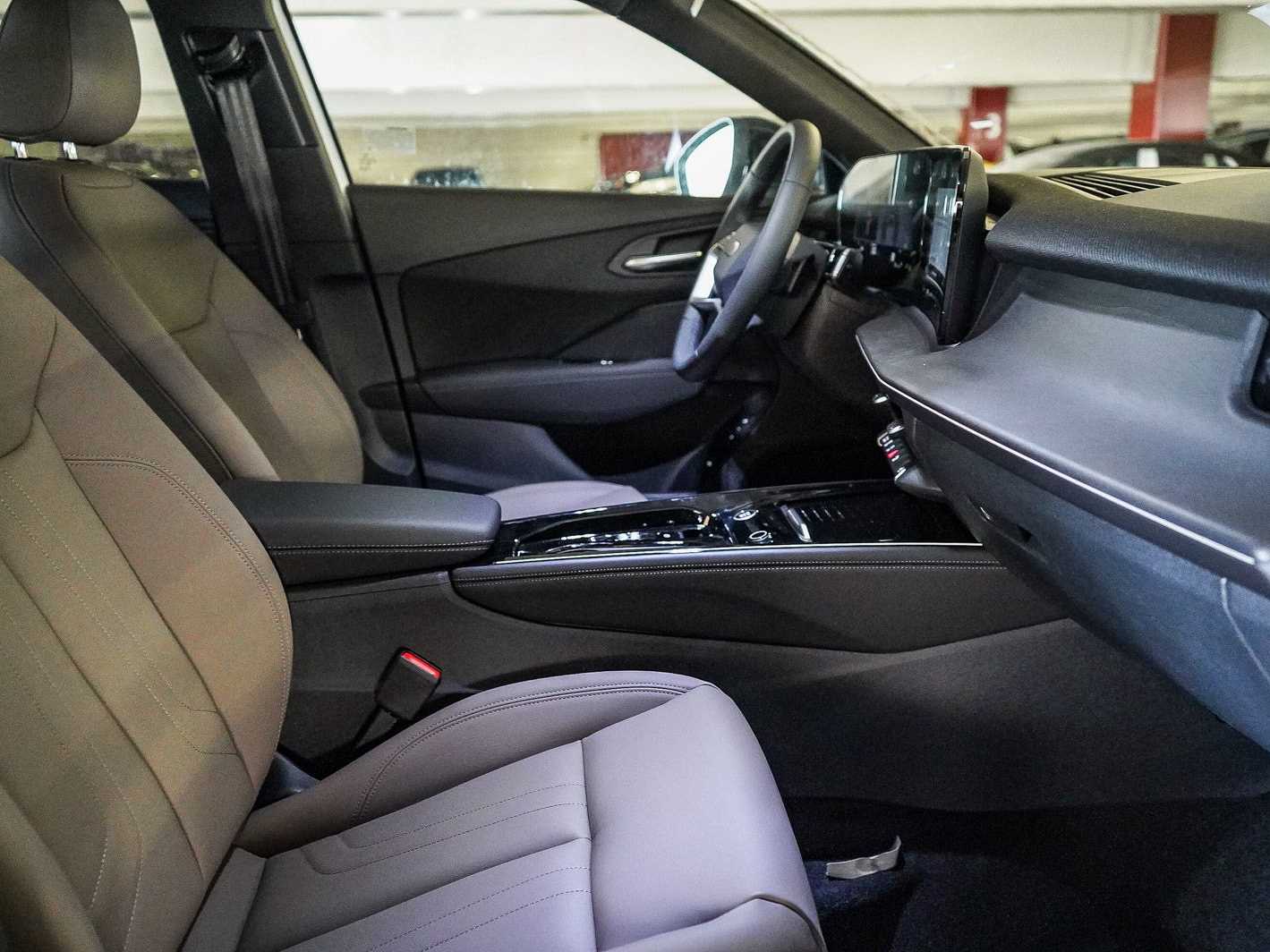 Thumbnail: 2026 Audi Q3 - 17