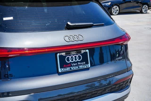 Thumbnail: 2025 Audi Q5 - 12