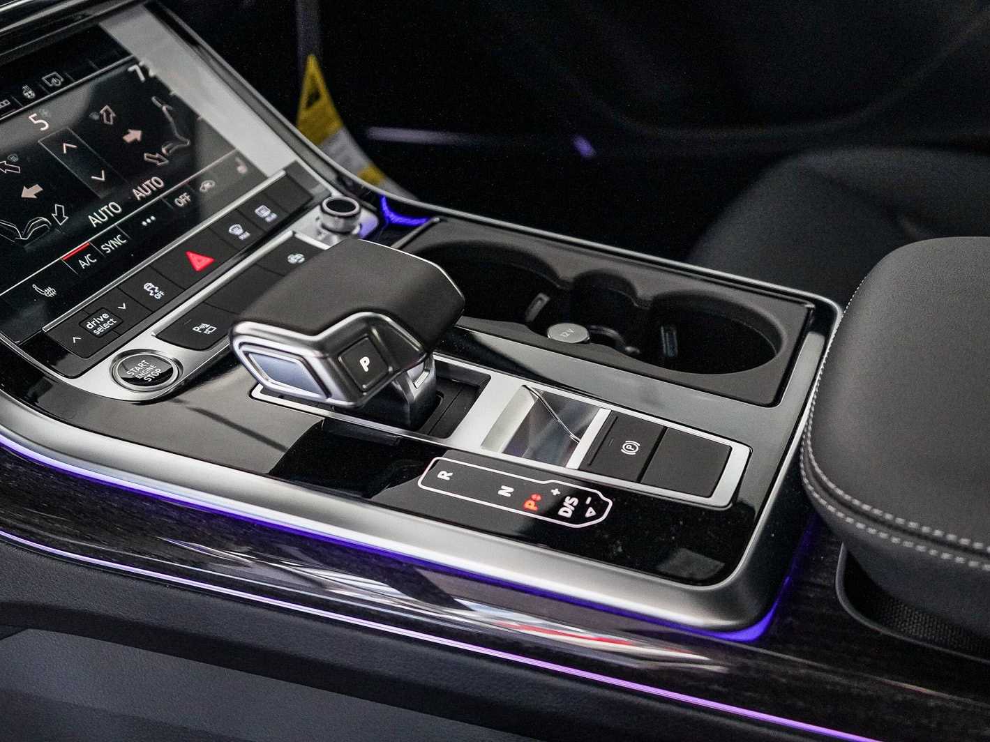 Thumbnail: 2026 Audi Q7 - 20