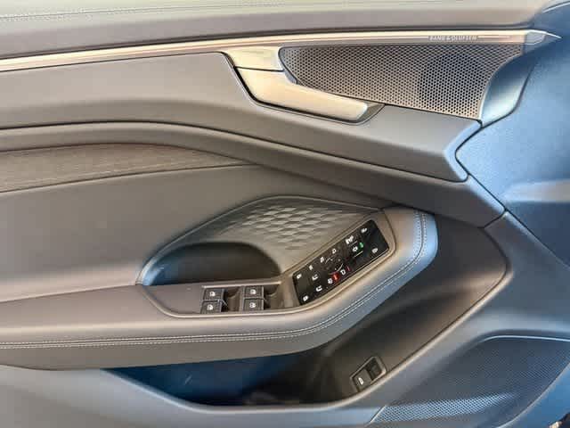 Thumbnail: 2026 Audi A6 - 22