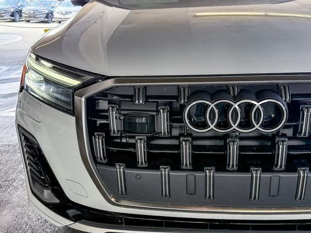 Thumbnail: 2025 Audi Q7 - 11