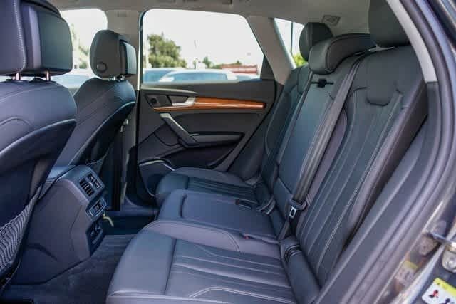 Thumbnail: 2022 Audi Q5 - 18