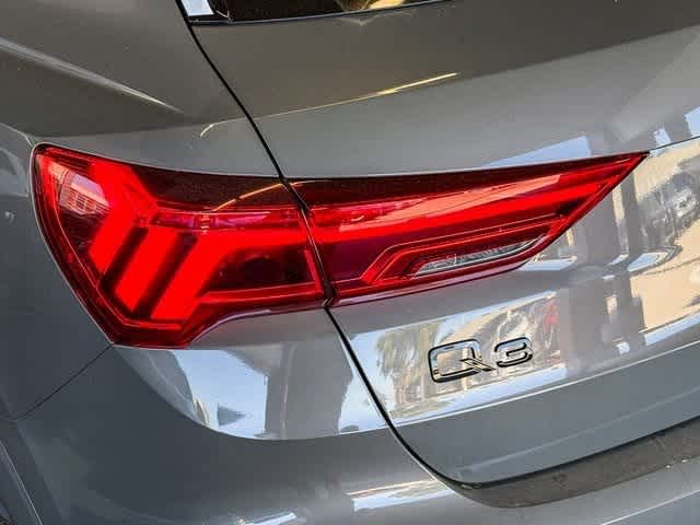 Thumbnail: 2025 Audi Q3 - 7