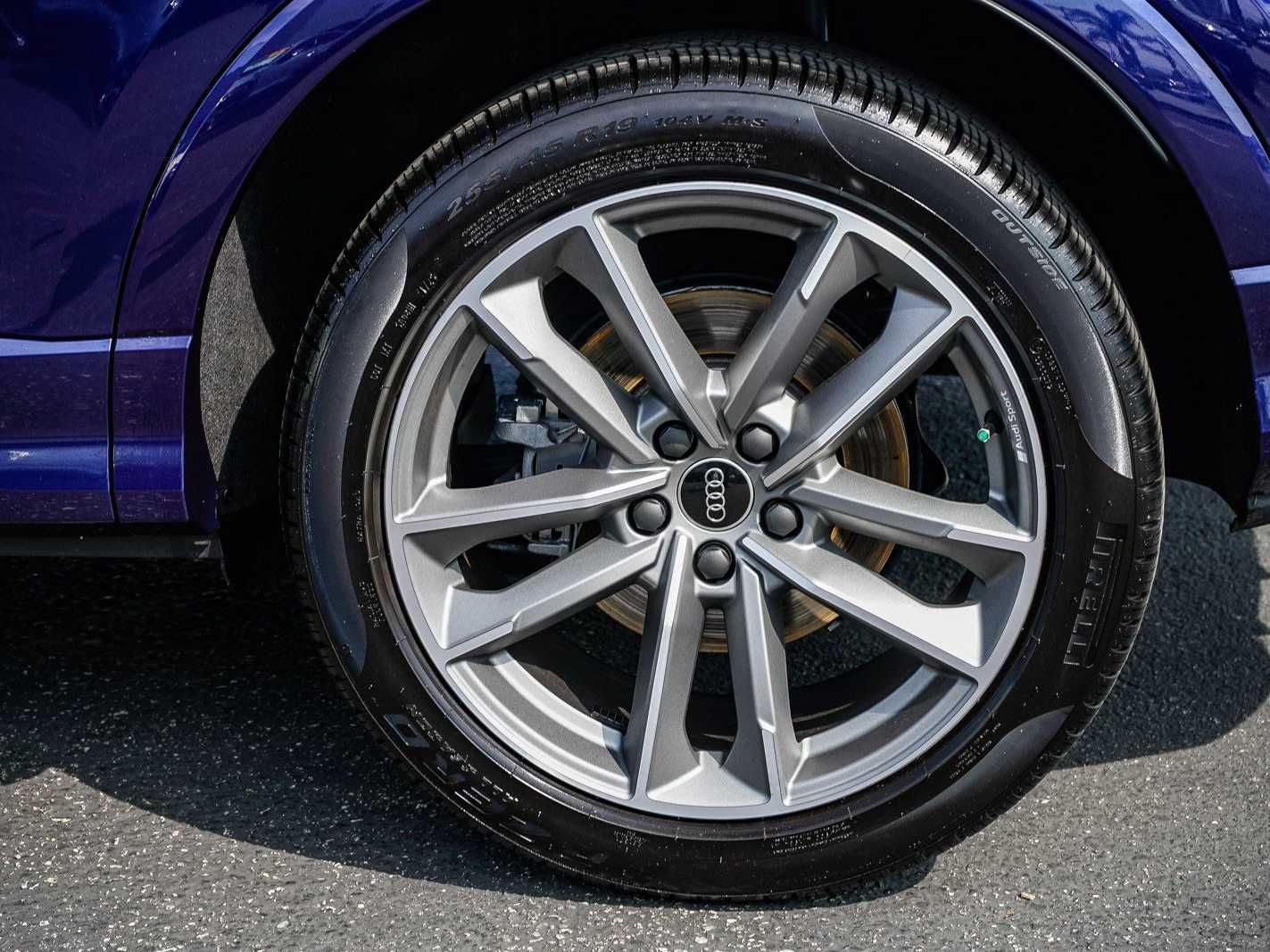 Thumbnail: 2025 Audi Q3 - 10