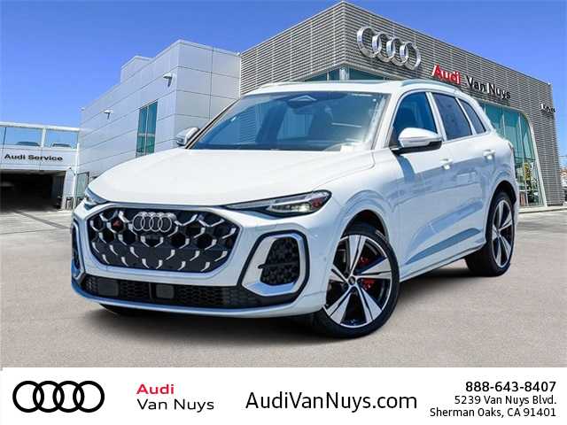 Thumbnail: 2025 Audi SQ5 - 1