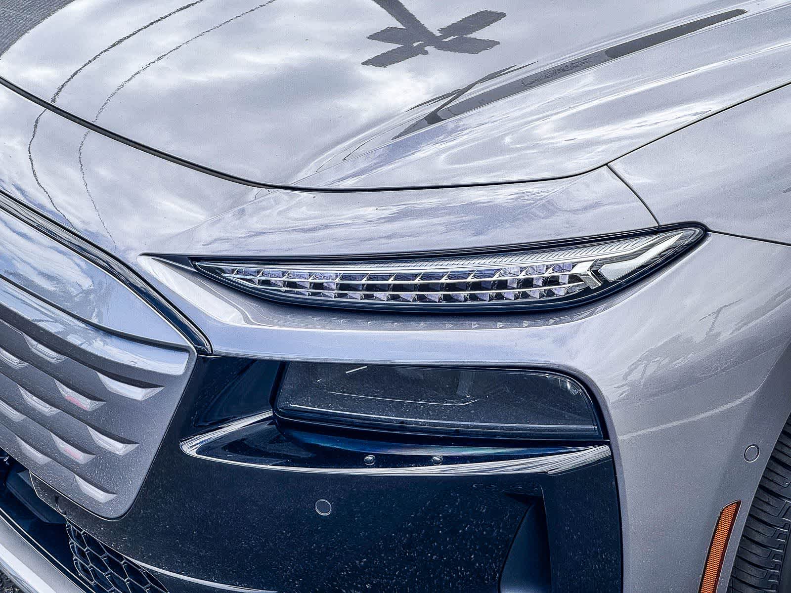 Thumbnail: 2025 Audi e-tron - 6