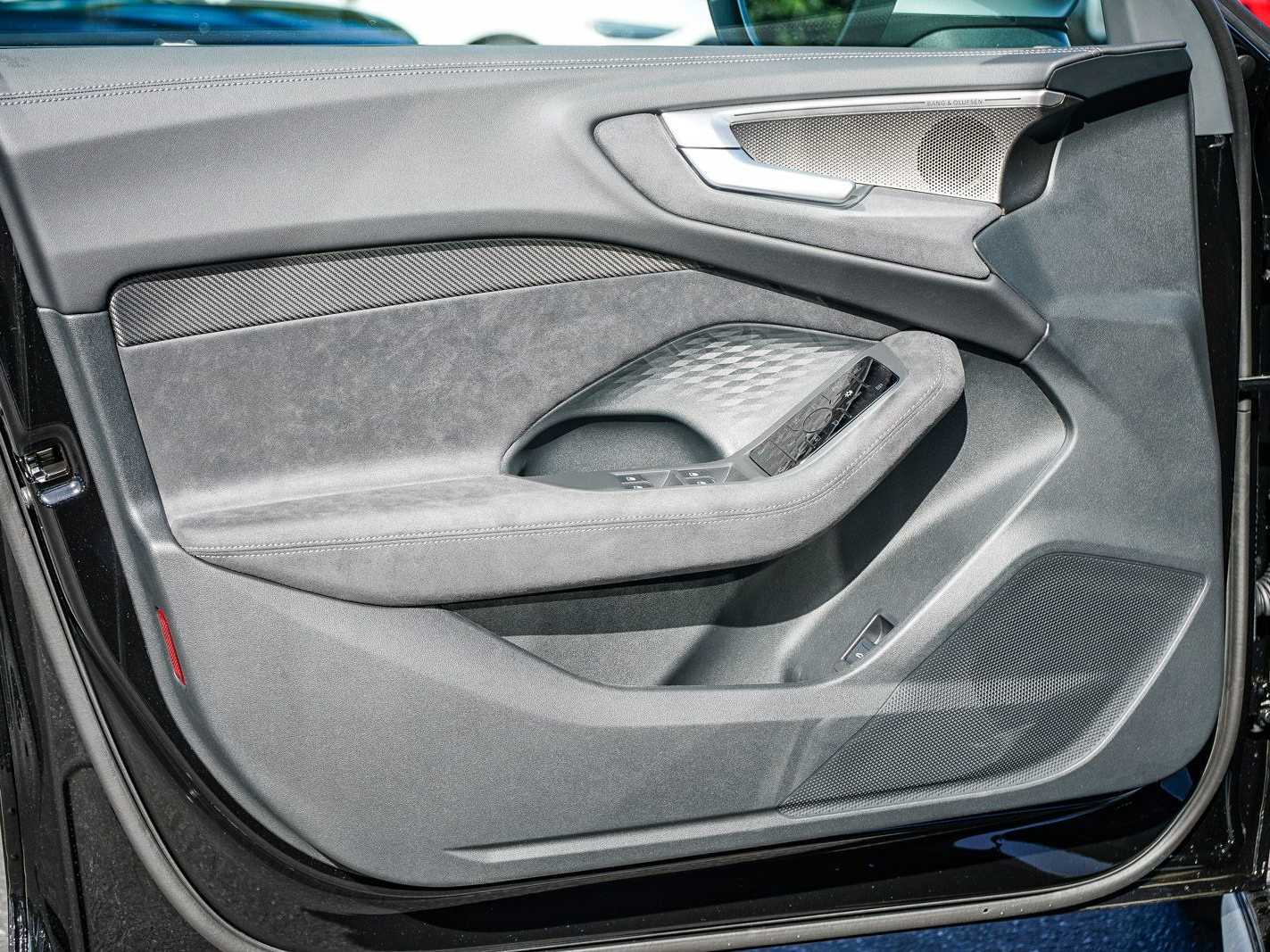 Thumbnail: 2025 Audi S5 - 19