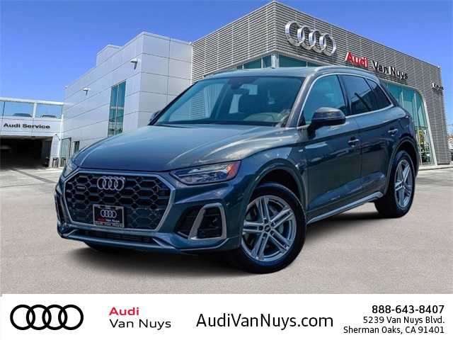 Thumbnail: 2022 Audi Q5 - 1