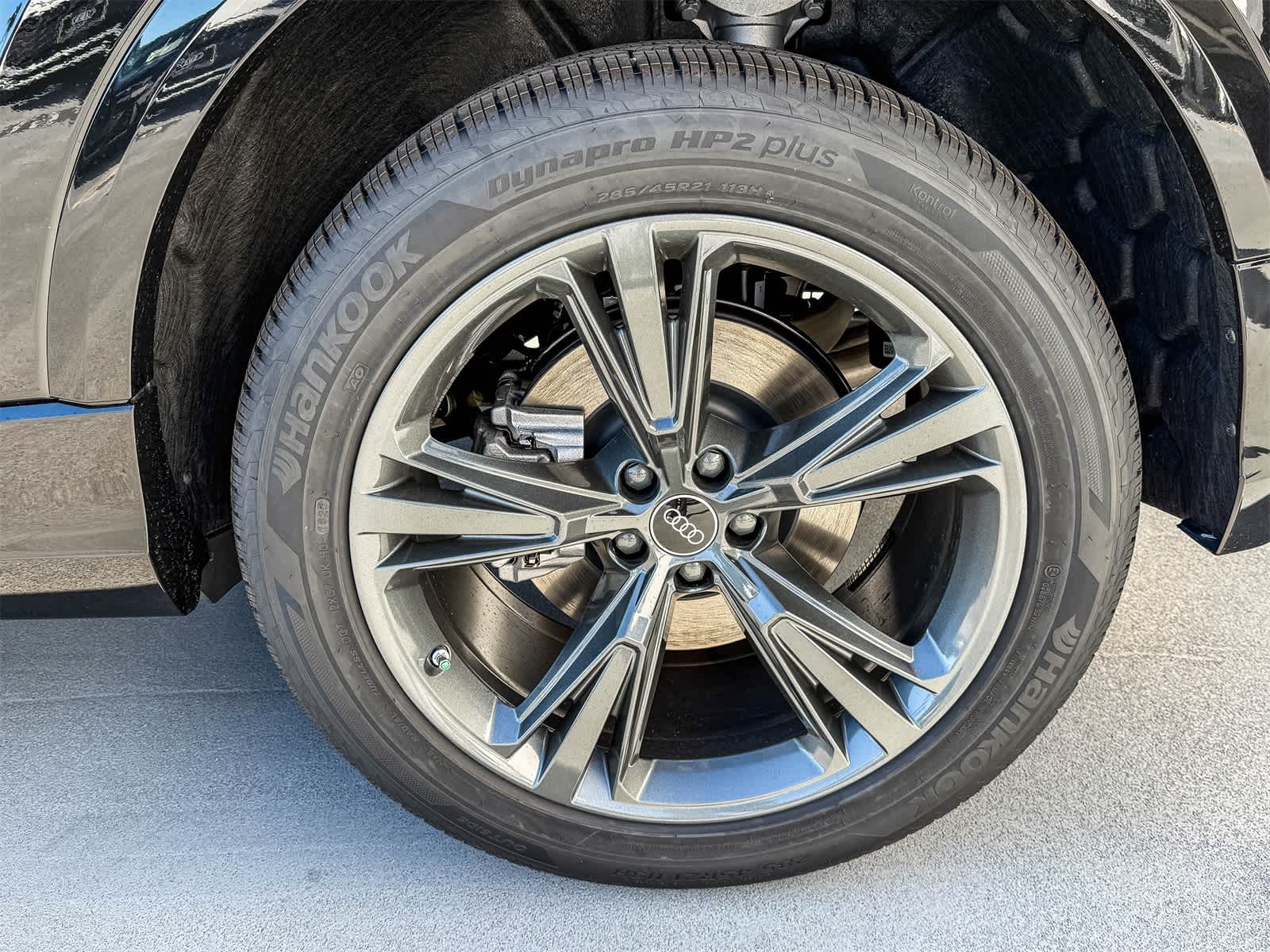 Thumbnail: 2026 Audi Q8 - 8