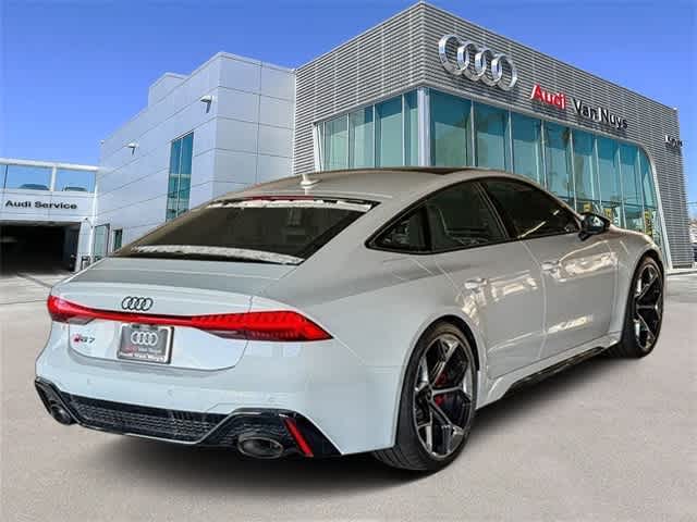 Thumbnail: 2025 Audi RS 7 - 4
