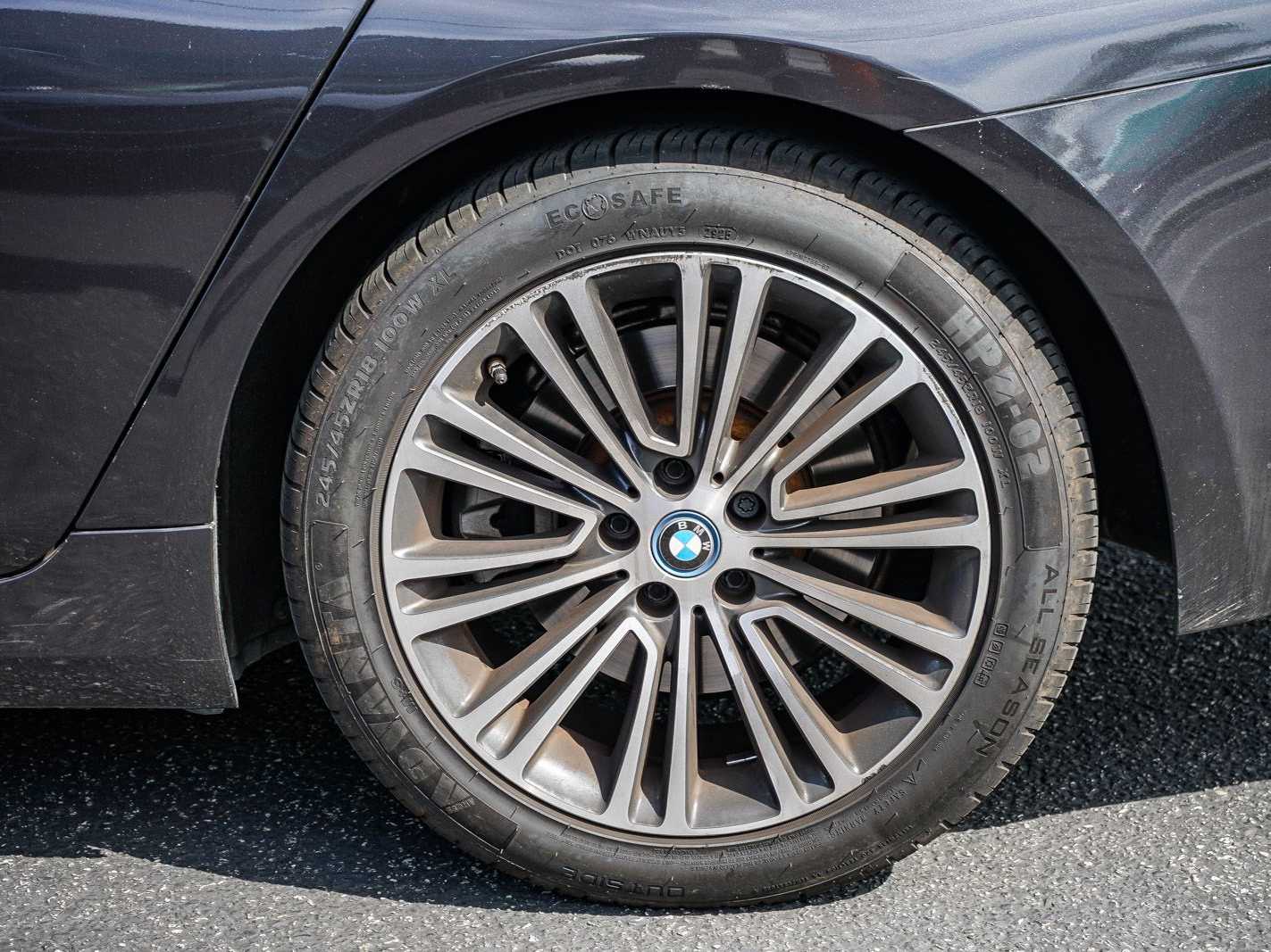 Thumbnail: 2019 BMW 5 Series - 10