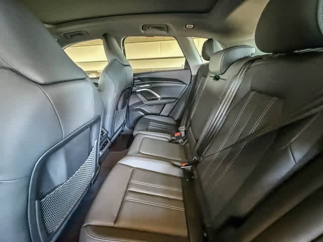 Thumbnail: 2025 Audi Q5 - 18