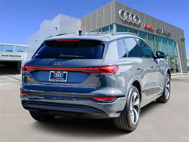 2025 Audi Q6 E-tron Premium Plus photo 4