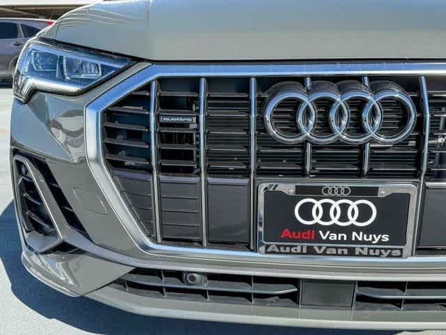 Thumbnail: 2025 Audi Q3 - 11