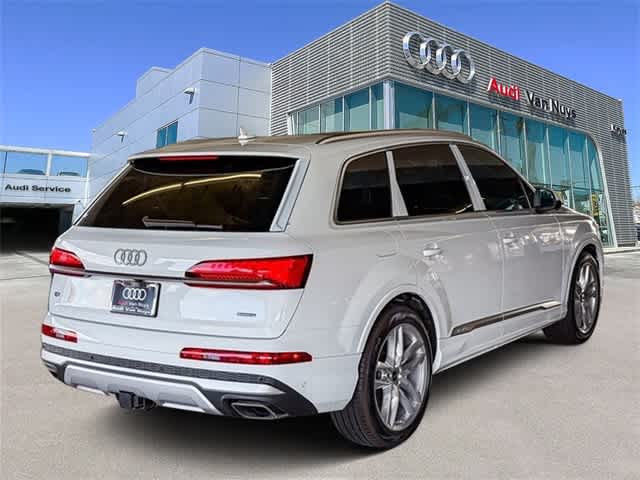 Thumbnail: 2025 Audi Q7 - 4